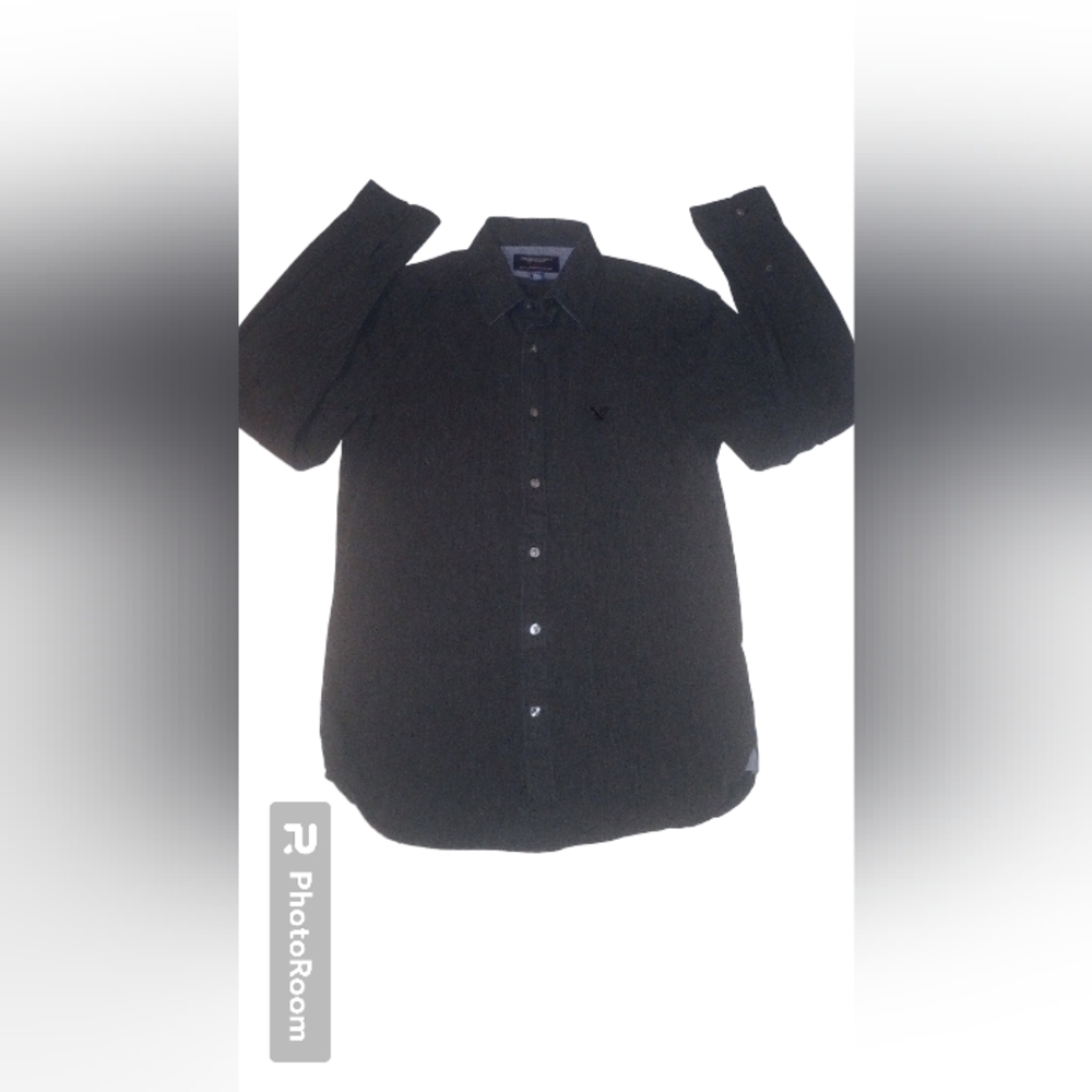 American Eagle Button Down Shirt